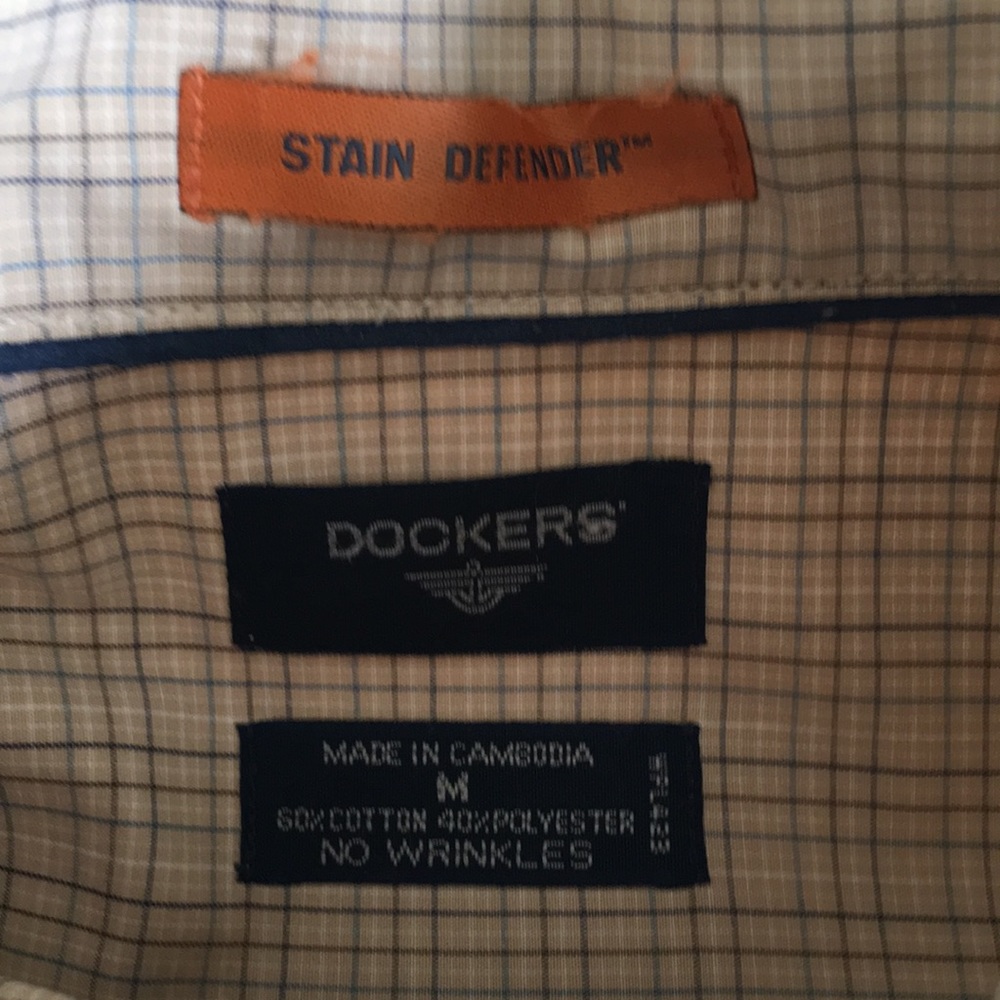 THREE button down shirts πππ - Picture 5 of 8
